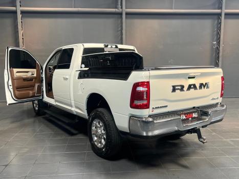 RAM 2500 6.7 I6 24V SLT CABINE DUPLA TURBO DIESEL LARAMIE 4X4 AUTOMTICO, Foto 4