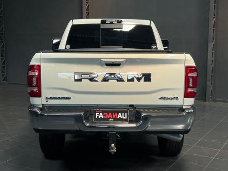 RAM 2500 6.7 I6 24V SLT CABINE DUPLA TURBO DIESEL LARAMIE 4X4 AUTOMTICO, Foto 5