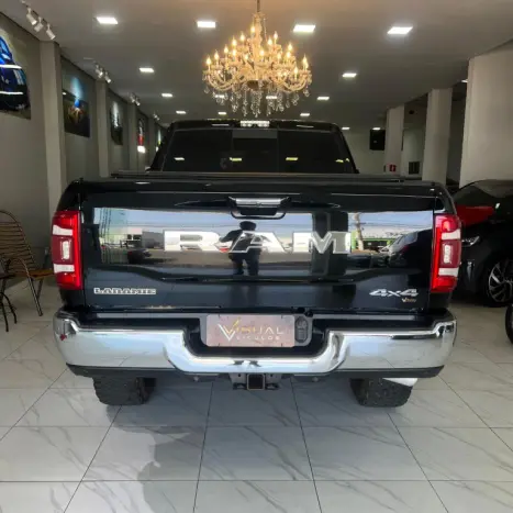 RAM 2500 6.7 I6 24V SLT CABINE DUPLA TURBO DIESEL LARAMIE 4X4 AUTOMTICO, Foto 5