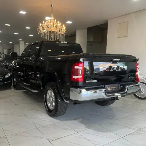 RAM 2500 6.7 I6 24V SLT CABINE DUPLA TURBO DIESEL LARAMIE 4X4 AUTOMTICO, Foto 6