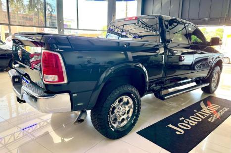 RAM 2500 6.7 I6 24V SLT CABINE DUPLA TURBO DIESEL LARAMIE 4X4 AUTOMTICO, Foto 5