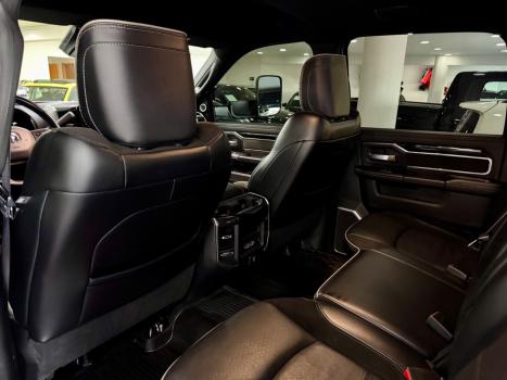 RAM 2500 6.7 I6 24V SLT CABINE DUPLA TURBO DIESEL NIGHT EDITION 4X4 AUTOMTICO, Foto 10