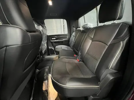 RAM 2500 6.7 I6 24V SLT CABINE DUPLA TURBO DIESEL NIGHT EDITION 4X4 AUTOMTICO, Foto 7