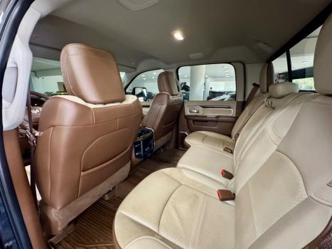 RAM 2500 6.7 I6 24V SLT CABINE DUPLA TURBO DIESEL LARAMIE 4X4 AUTOMTICO, Foto 8
