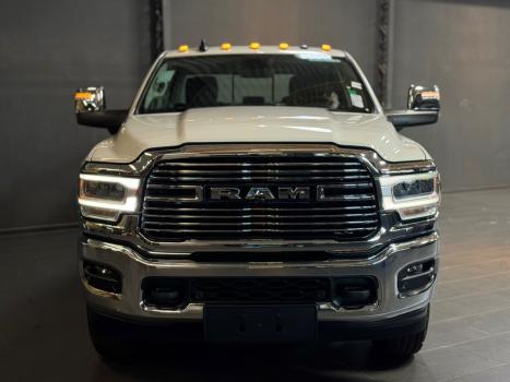 RAM 2500 6.7 I6 24V SLT CABINE DUPLA TURBO DIESEL LARAMIE 4X4 AUTOMTICO, Foto 8