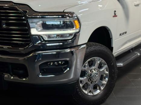 RAM 2500 6.7 I6 24V SLT CABINE DUPLA TURBO DIESEL LARAMIE 4X4 AUTOMTICO, Foto 9