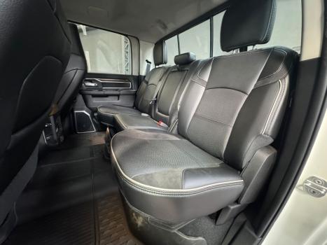 RAM 2500 6.7 I6 24V SLT CABINE DUPLA TURBO DIESEL LARAMIE 4X4 AUTOMTICO, Foto 20