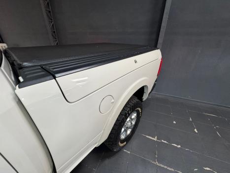 RAM 2500 6.7 I6 24V SLT CABINE DUPLA TURBO DIESEL LARAMIE 4X4 AUTOMTICO, Foto 11