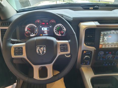 RAM Classic 5.7 V8 32V 4P HEMI LARAMIE AUTOMTICO, Foto 11