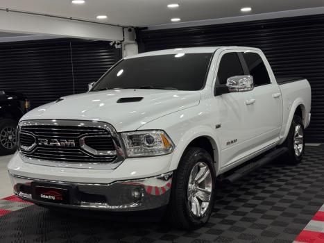 RAM Classic 5.7 V8 32V 4P HEMI LARAMIE AUTOMTICO, Foto 1