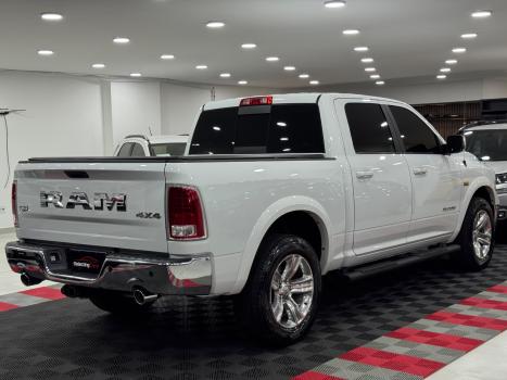 RAM Classic 5.7 V8 32V 4P HEMI LARAMIE AUTOMTICO, Foto 6