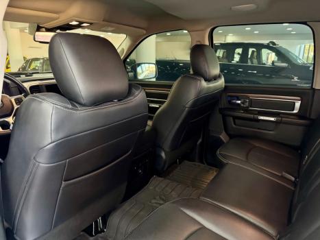 RAM Classic 5.7 V8 32V 4P HEMI LARAMIE AUTOMTICO, Foto 9