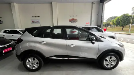 RENAULT Captur 1.6 16V 4P FLEX SCE LIFE X-TRONIC CVT, Foto 4