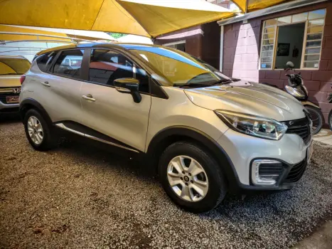 RENAULT Captur 1.6 16V 4P FLEX SCE LIFE X-TRONIC CVT, Foto 3