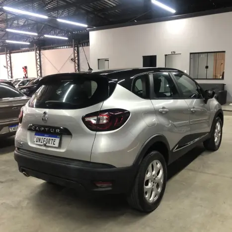 RENAULT Captur 1.6 16V 4P FLEX SCE LIFE X-TRONIC CVT, Foto 6