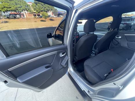 RENAULT Duster 1.6 16V 4P FLEX EXPRESSION, Foto 12