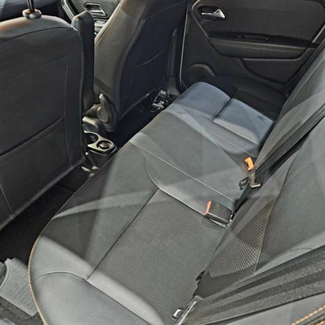 RENAULT Oroch 1.3 16V 4P OUTSIDER TURBO TCe AUTOMTICO CVT, Foto 8