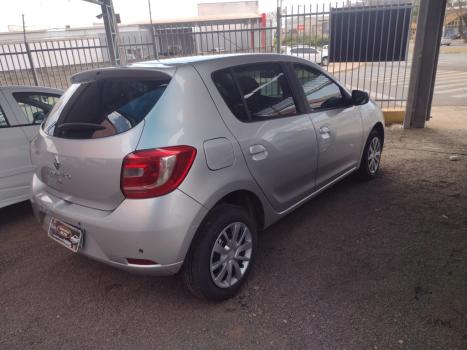 RENAULT Sandero 1.0 12V 4P FLEX SCE AUTHENTIQUE, Foto 2
