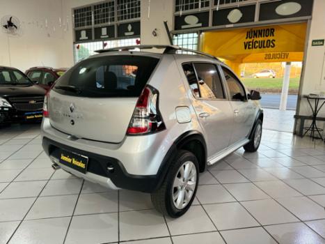 RENAULT Sandero 1.6 16V 4P FLEX STEPWAY AUTOMTICO, Foto 9