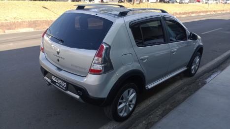 RENAULT Sandero 1.6 16V 4P FLEX STEPWAY, Foto 7