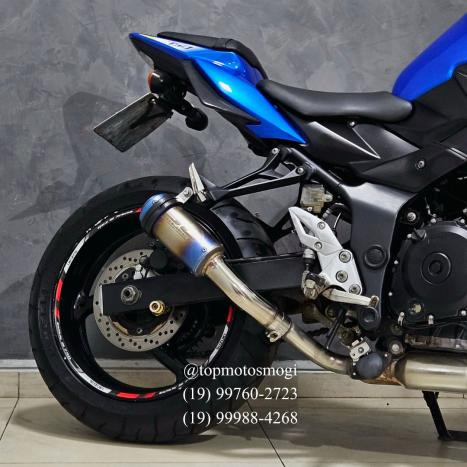 SUZUKI GSR 750 , Foto 5