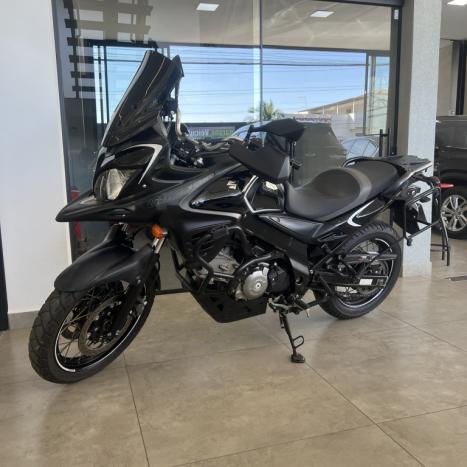 SUZUKI V-Strom DL 650 XT, Foto 1