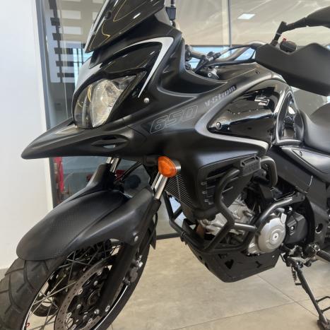 SUZUKI V-Strom DL 650 XT, Foto 2