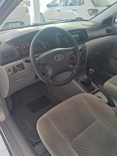 TOYOTA Corolla 1.8 16V 4P XEI, Foto 19