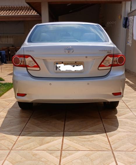 TOYOTA Corolla 1.8 16V 4P GLI, Foto 2