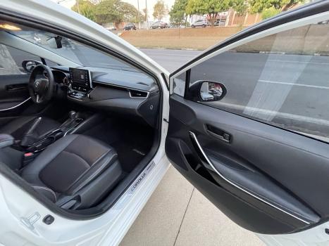 TOYOTA Corolla 2.0 16V 4P FLEX XEI DIRECT SHIFT AUTOMTICO CVT, Foto 17
