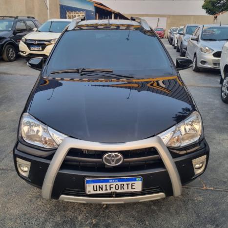 TOYOTA Etios Cross 1.5 16V 4P, Foto 2