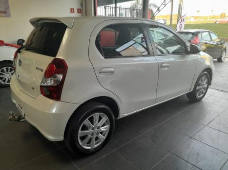 TOYOTA Etios Hatch 1.5 16V 4P FLEX X PLUS AUTOMTICO, Foto 2