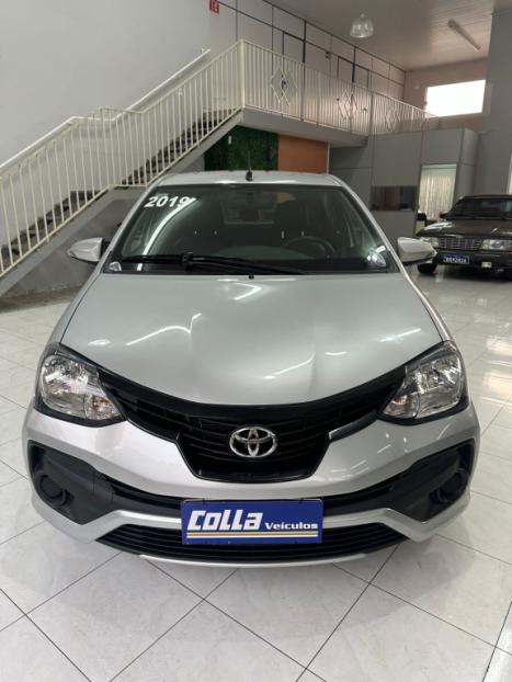 TOYOTA Etios Hatch 1.5 16V 4P FLEX XS AUTOMTICO, Foto 2