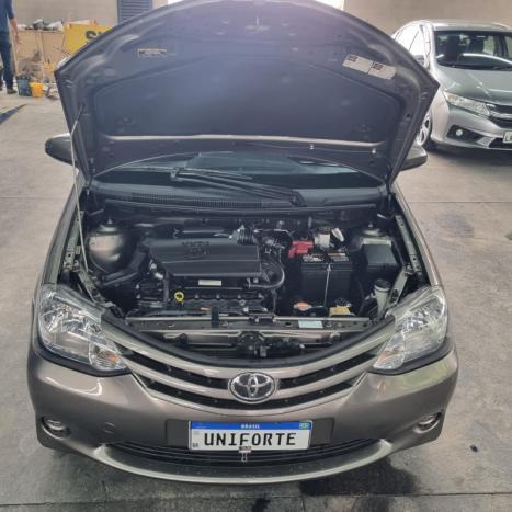 TOYOTA Etios Hatch 1.5 16V 4P FLEX XS AUTOMTICO, Foto 10