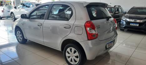 TOYOTA Etios Hatch 1.3 16V 4P FLEX XS, Foto 7