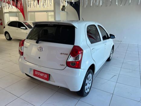 TOYOTA Etios Hatch 1.3 16V 4P FLEX X, Foto 7