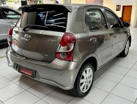 TOYOTA Etios Hatch 1.5 16V 4P FLEX X PLUS, Foto 6