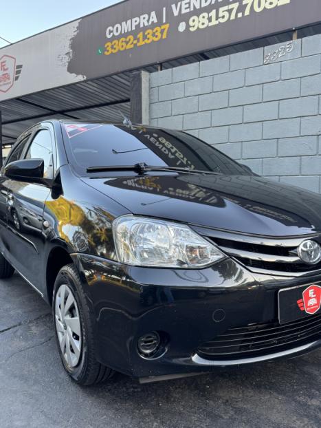 TOYOTA Etios Hatch 1.3 16V 4P FLEX X, Foto 2