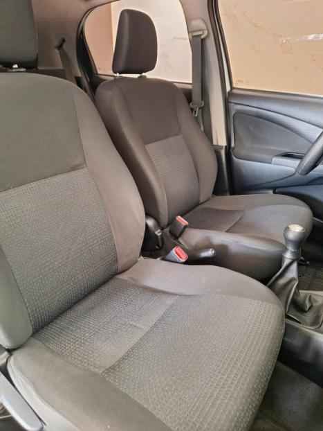 TOYOTA Etios Hatch 1.3 16V 4P FLEX X, Foto 10