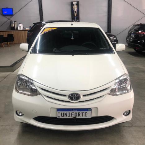 TOYOTA Etios Hatch 1.3 16V 4P FLEX XS, Foto 2