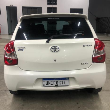 TOYOTA Etios Hatch 1.3 16V 4P FLEX XS, Foto 5