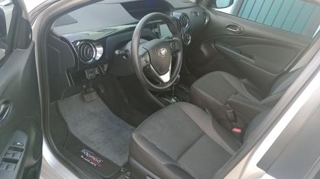 TOYOTA Etios Hatch 1.5 16V 4P FLEX READY AUTOMTICO, Foto 10