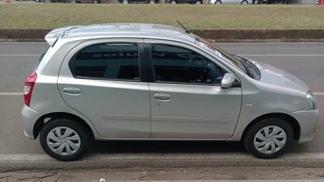TOYOTA Etios Hatch 1.5 16V 4P FLEX READY AUTOMTICO, Foto 8