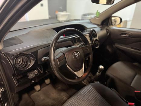 TOYOTA Etios Hatch 1.3 16V 4P FLEX X, Foto 12
