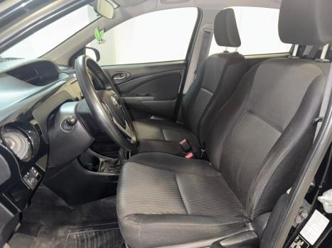 TOYOTA Etios Hatch 1.3 16V 4P FLEX X, Foto 13