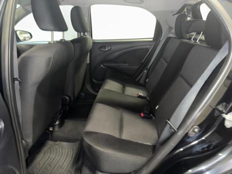 TOYOTA Etios Hatch 1.3 16V 4P FLEX X, Foto 14