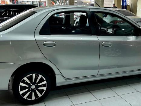 TOYOTA Etios Hatch 1.5 16V 4P FLEX XLS, Foto 5