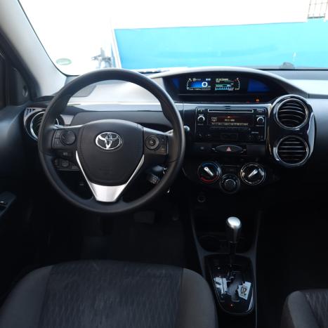 TOYOTA Etios Hatch 1.5 16V 4P FLEX X PLUS AUTOMTICO, Foto 2