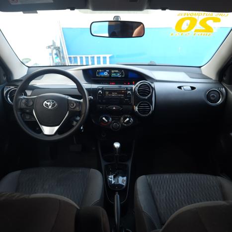 TOYOTA Etios Hatch 1.5 16V 4P FLEX X PLUS AUTOMTICO, Foto 3