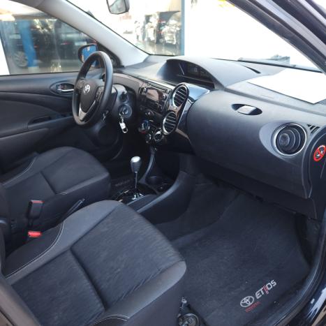TOYOTA Etios Hatch 1.5 16V 4P FLEX X PLUS AUTOMTICO, Foto 7
